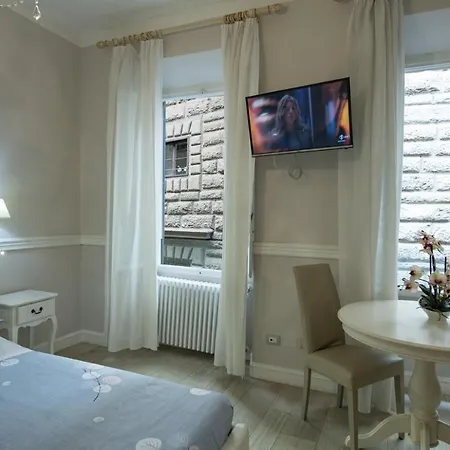 Apartment Mamo - Leoni Di